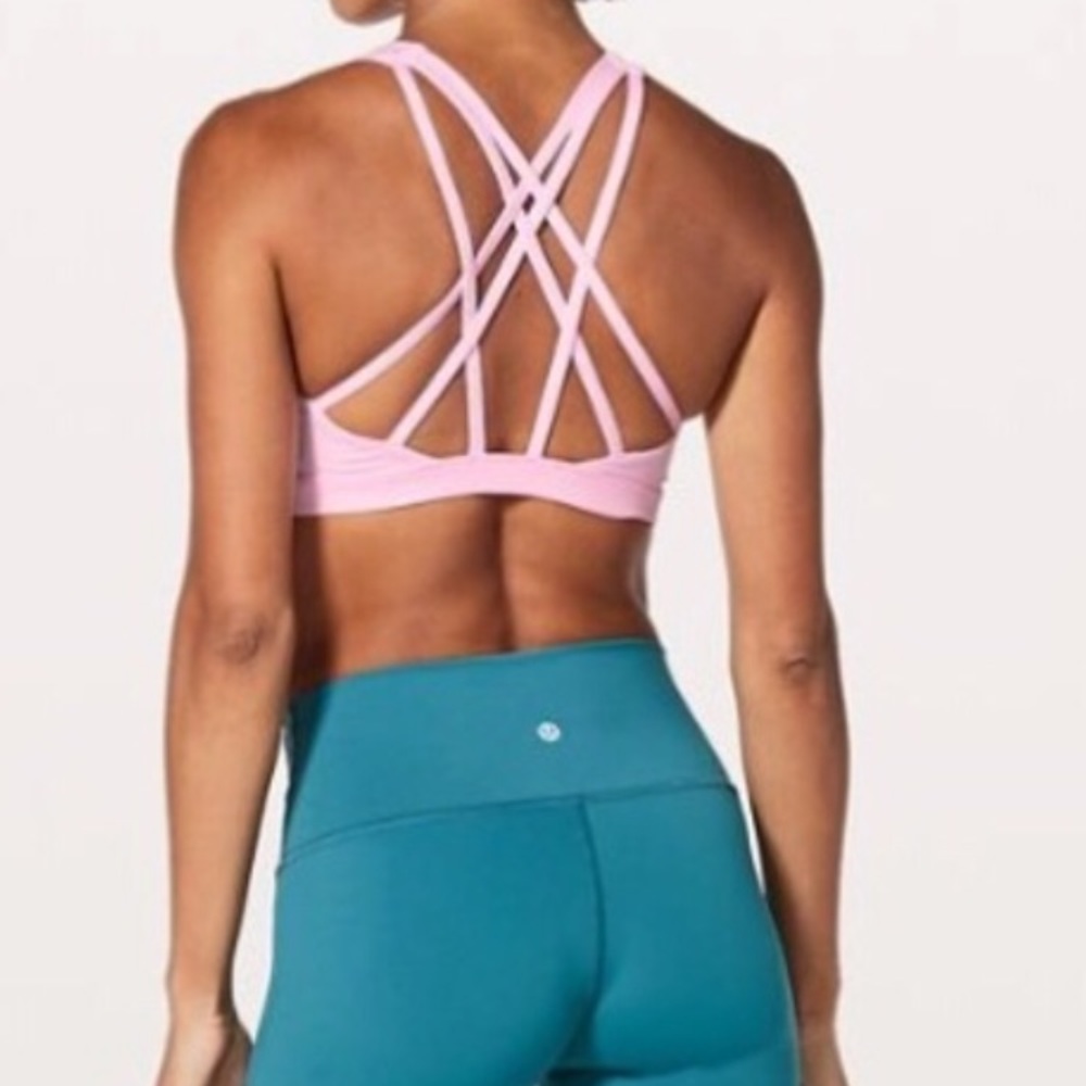 Lululemon Free to be Serene Sports Bra